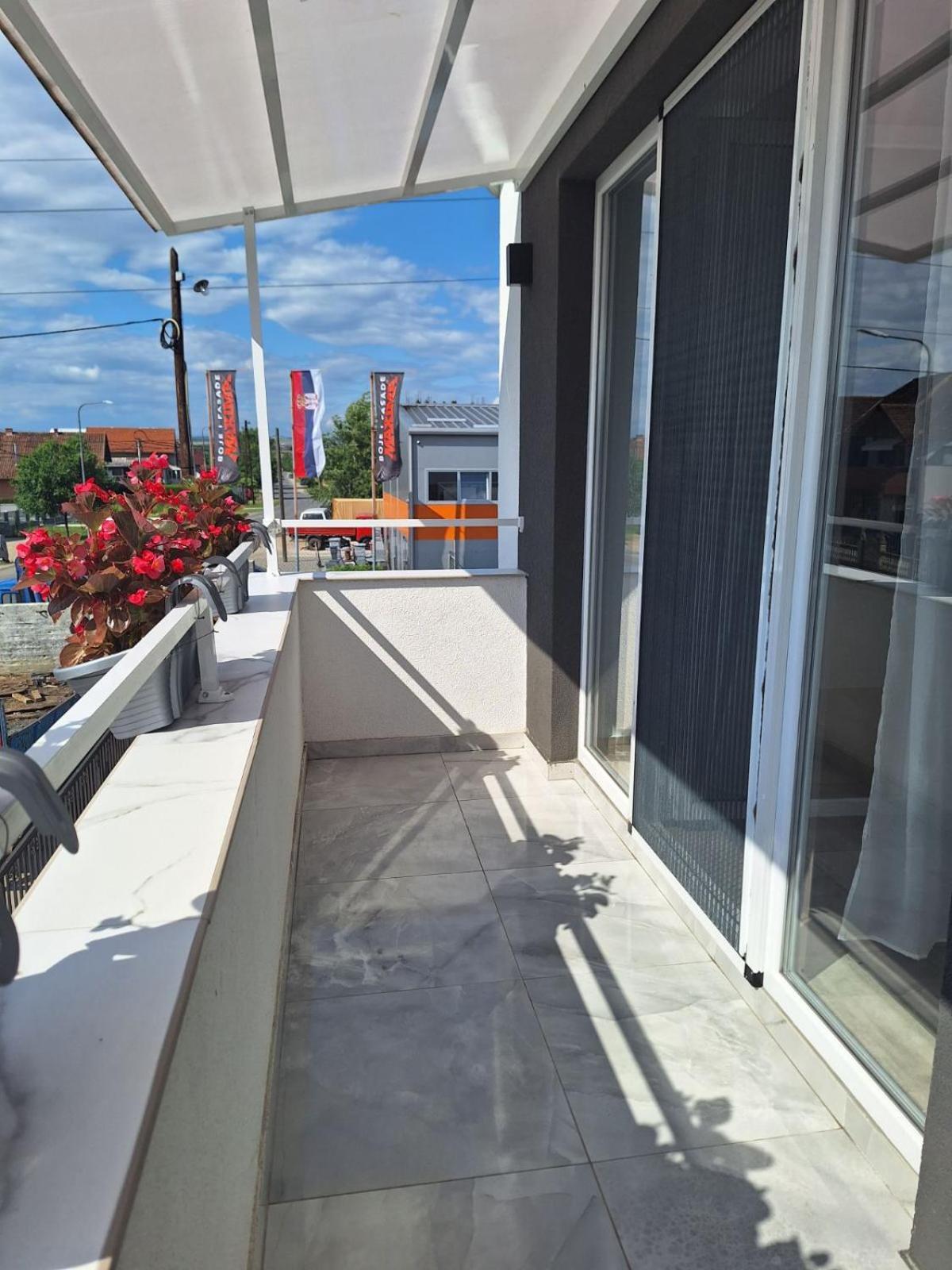 Apartmani Koki Kladovo Bagian luar foto